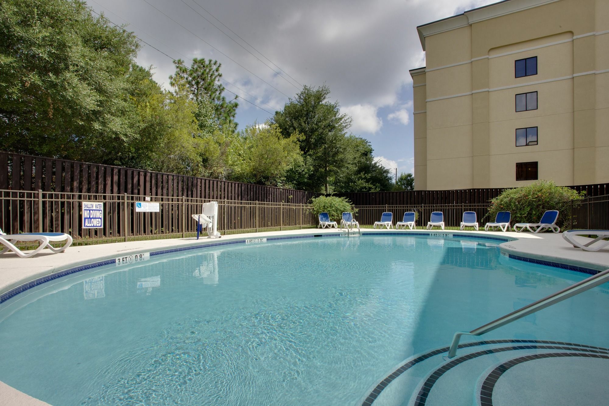 Holiday Inn Express Hotel & Suites Columbia-I-20 At Clemson Road By Ihg Luaran gambar